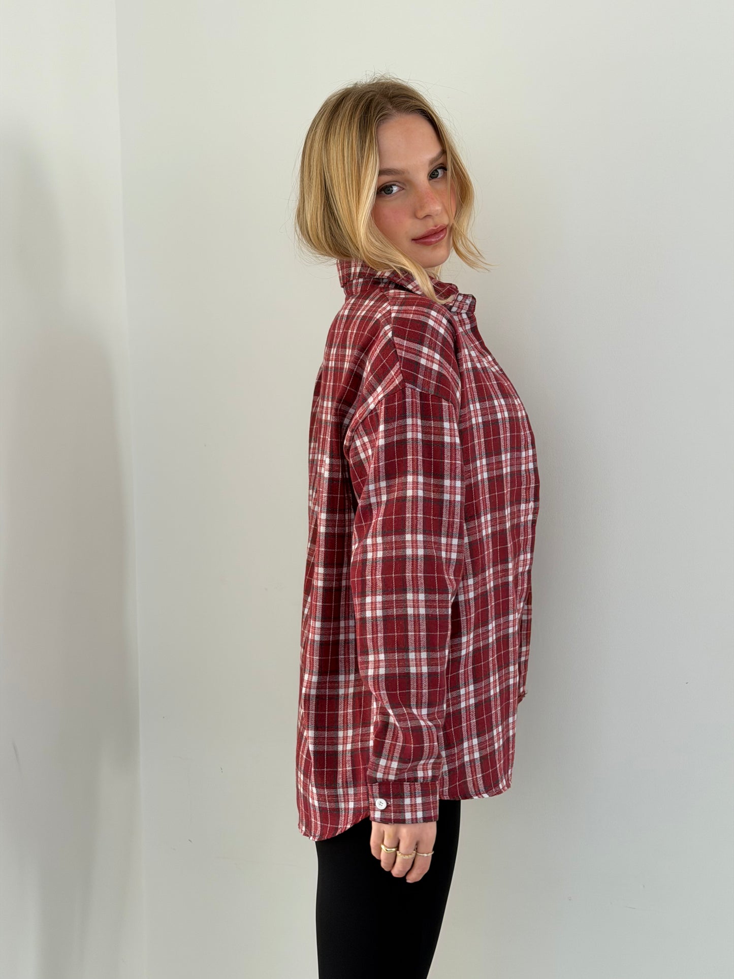 מכופתרת בל בורדו