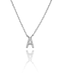 שרשרת אות משובצת עדינה