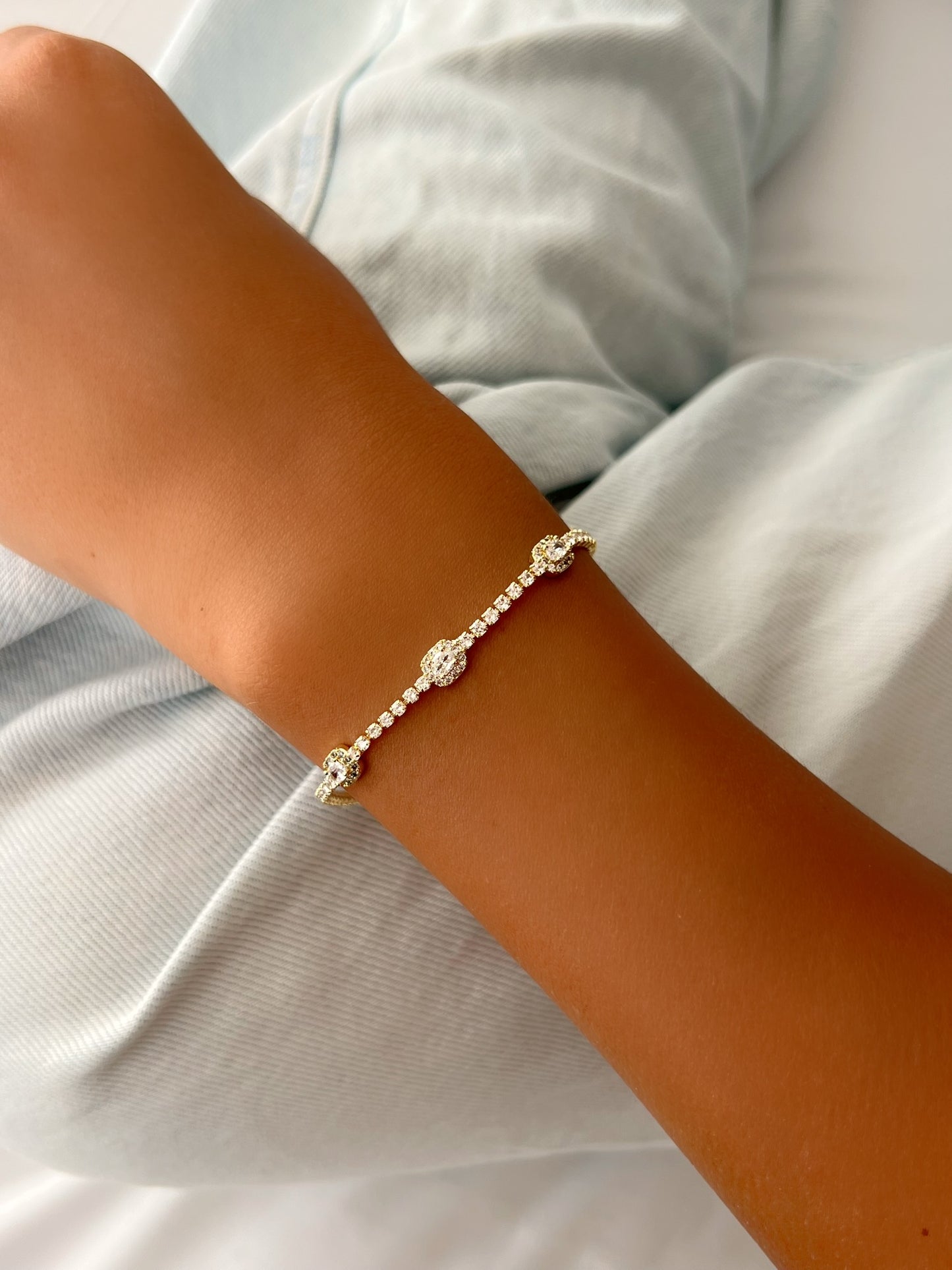 צמיד טניס אבני אליפסה משובצים