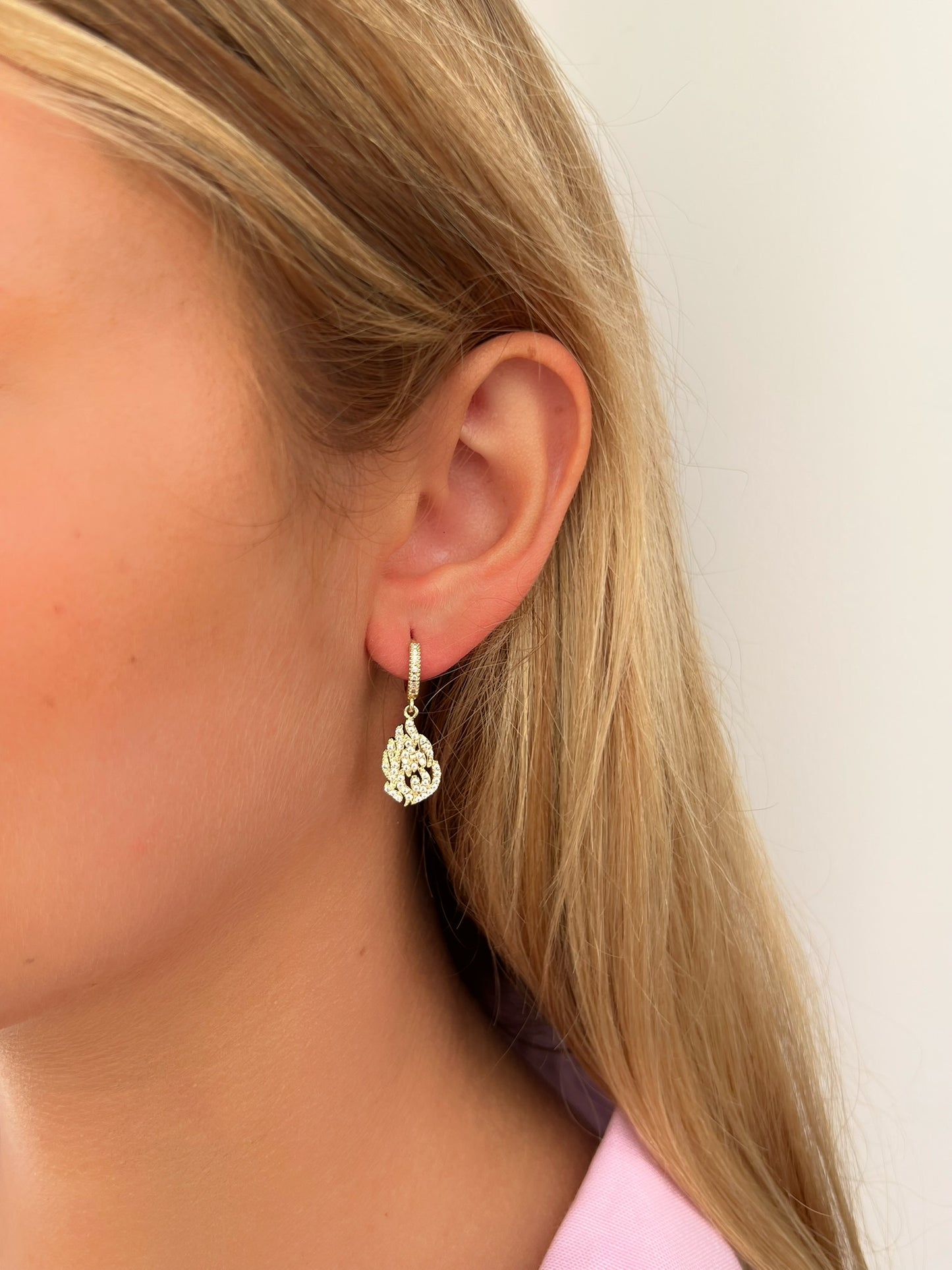 זוג עגילי חישוק האש שלי