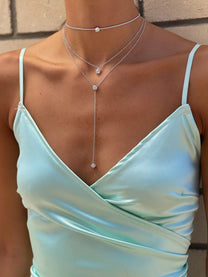 שרשרת זירקון נופלת