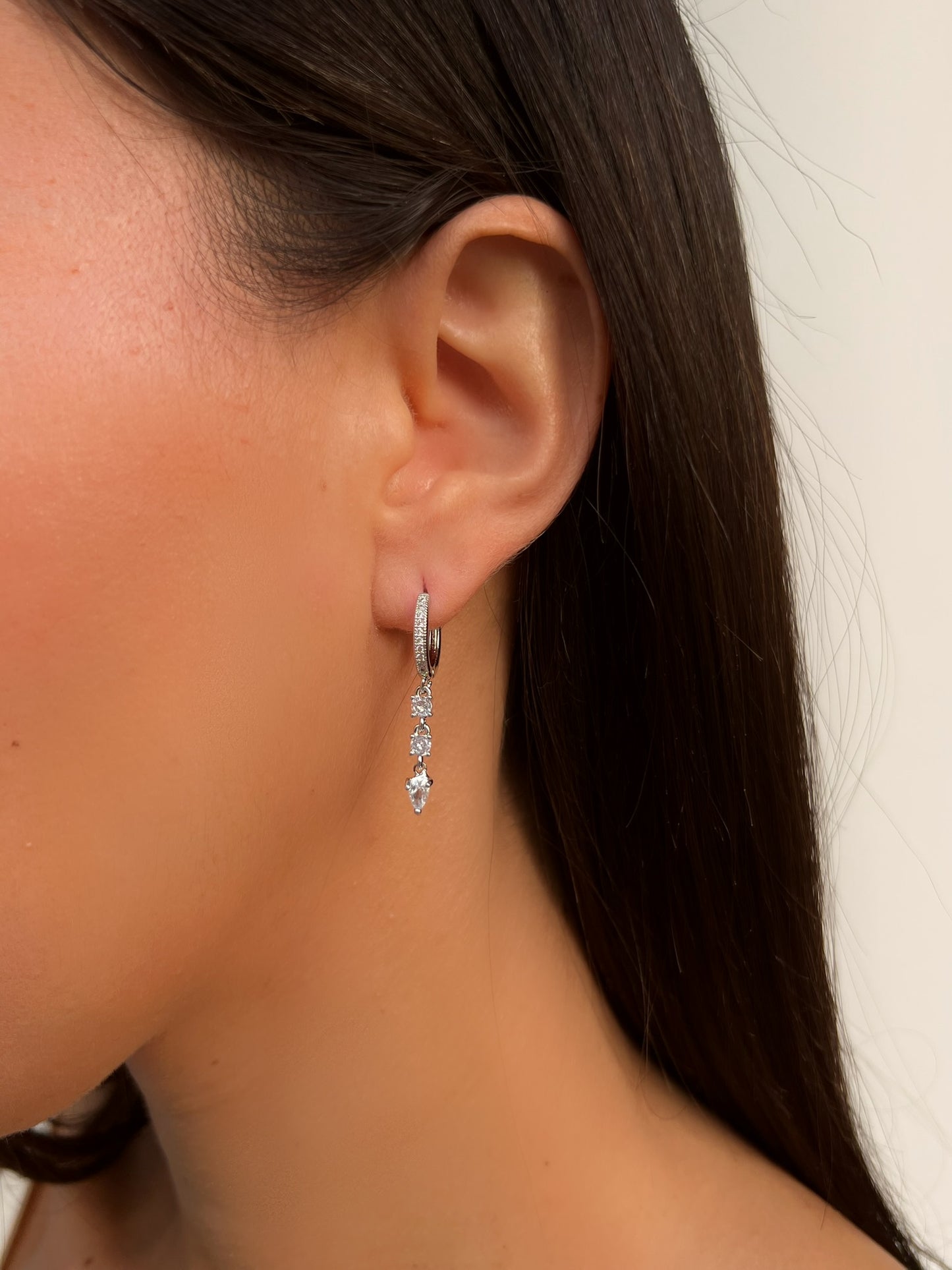 חישוק זירקונים טיפה