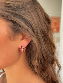 זוג עגילי פרח קיילי מיני בורדו