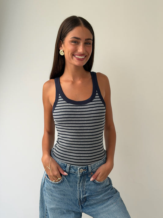 גופיית פסים דני כחול אפור