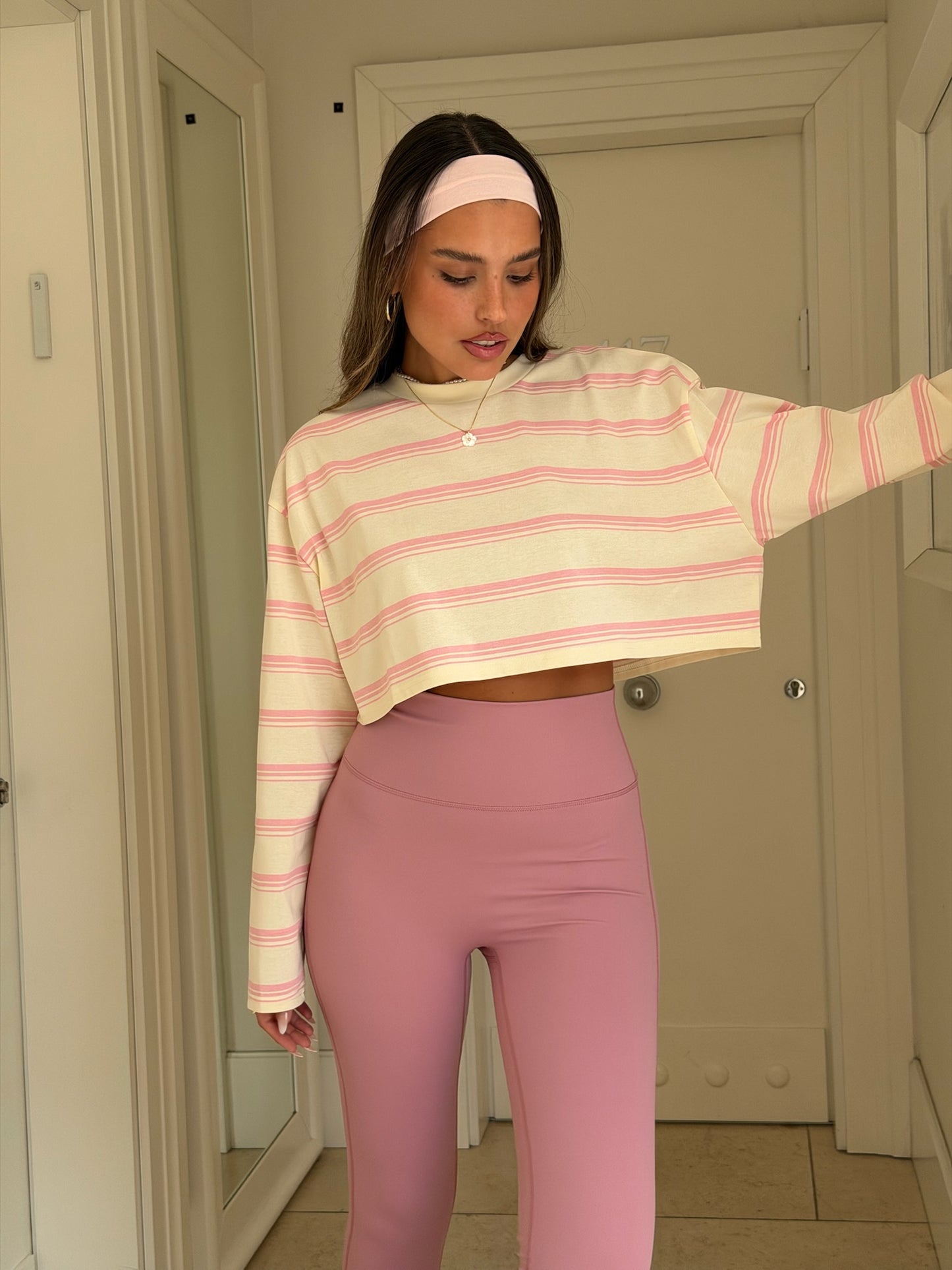 חולצת קרופ פסים ורוד