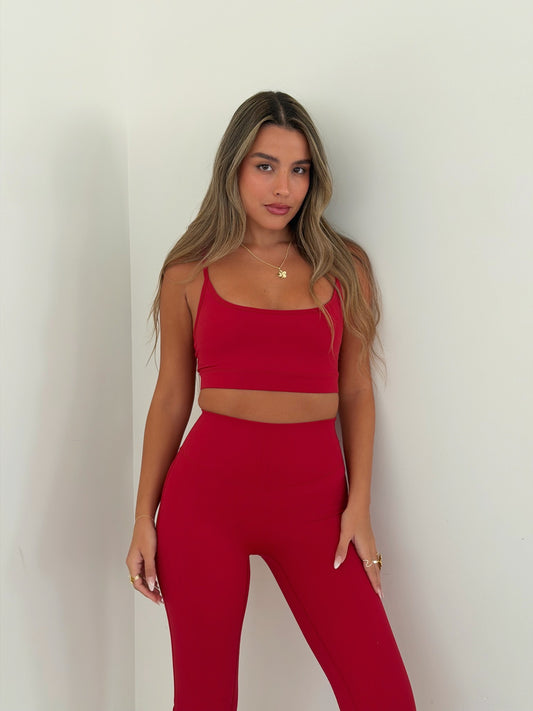 טופ אייבי אדום