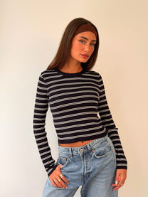 חולצת סוודר פסים קצרה