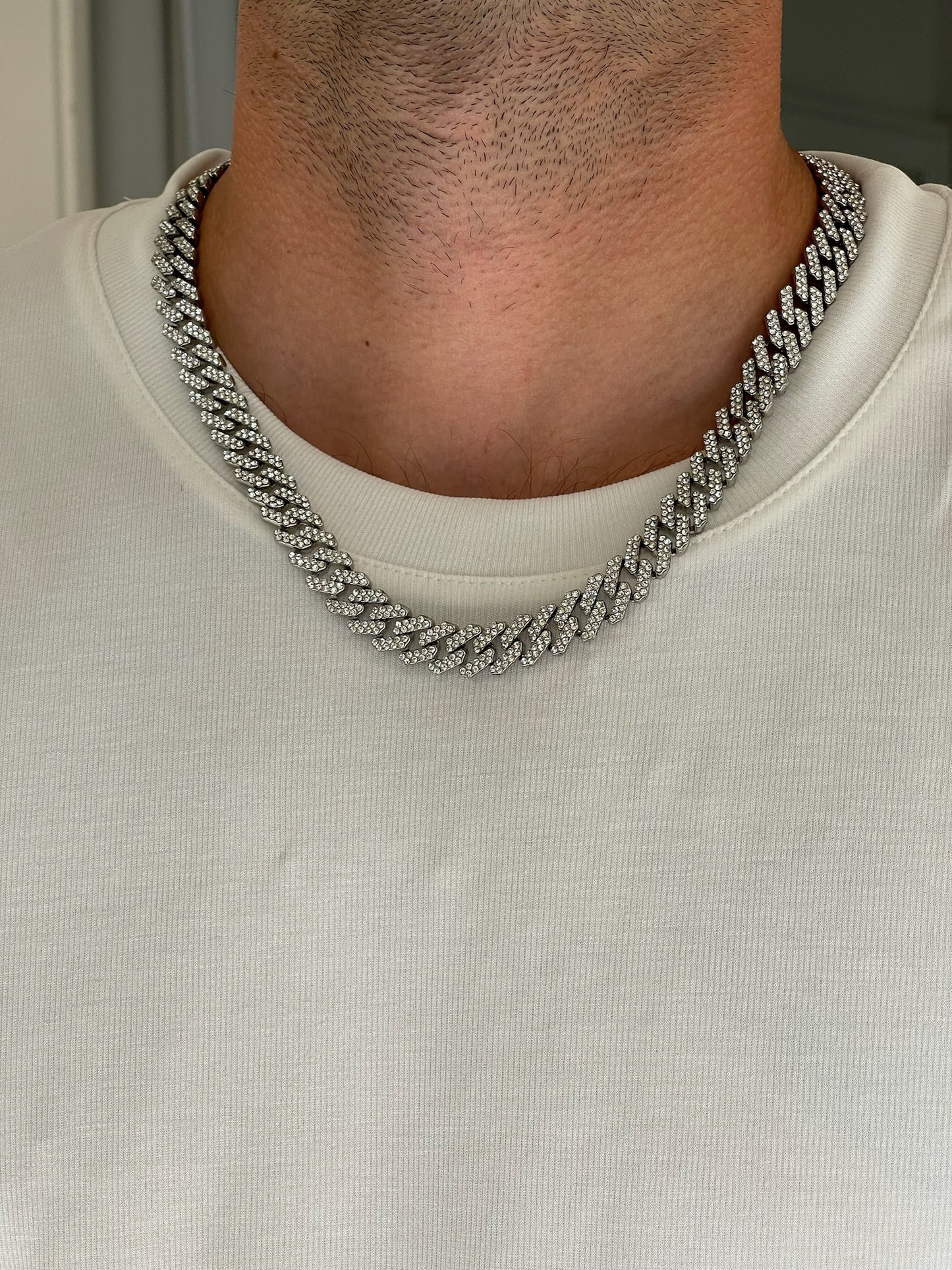 שרשרת לגבר גורמט משובץ