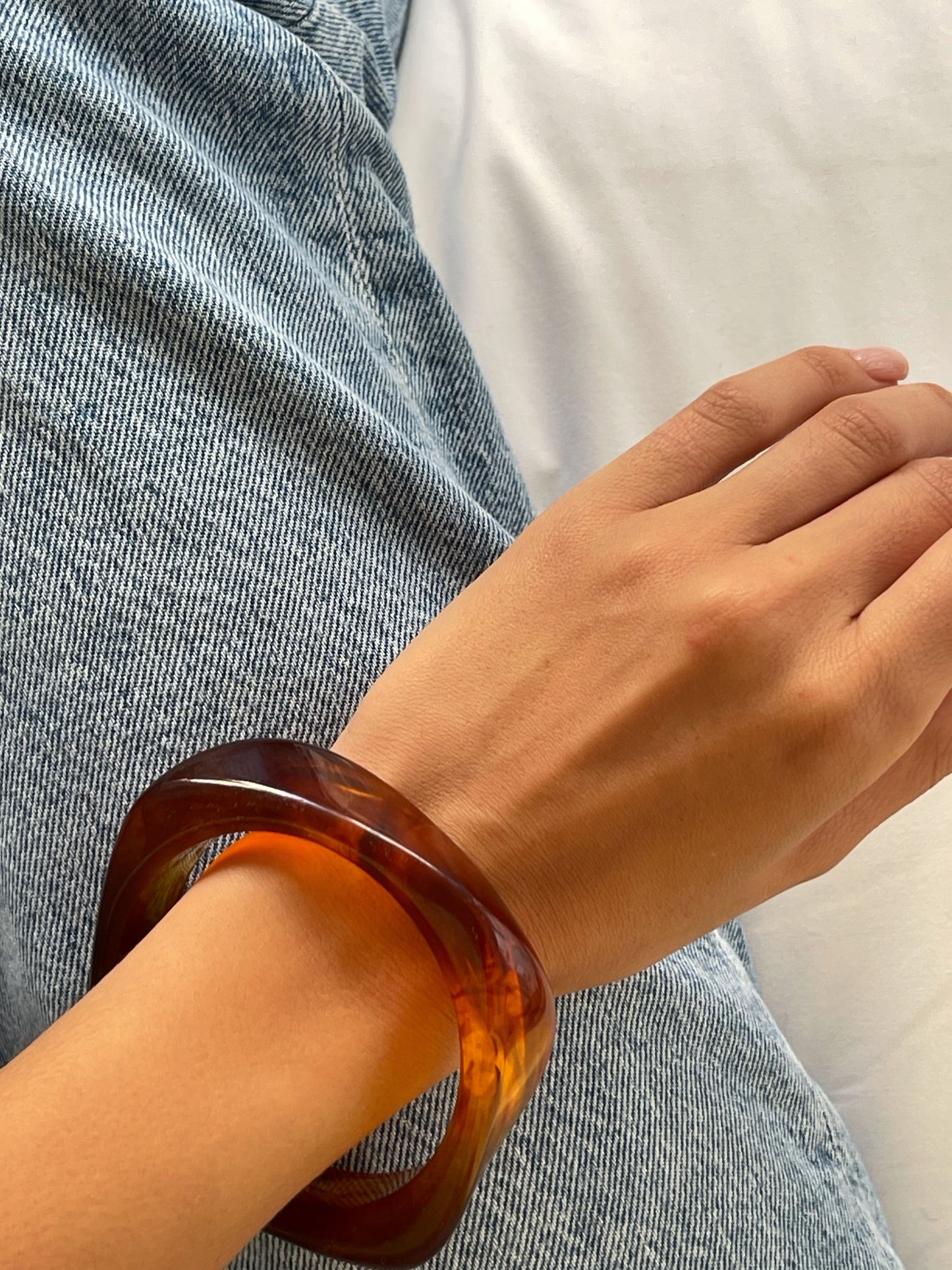 צמיד קשיח בוהו מרובע