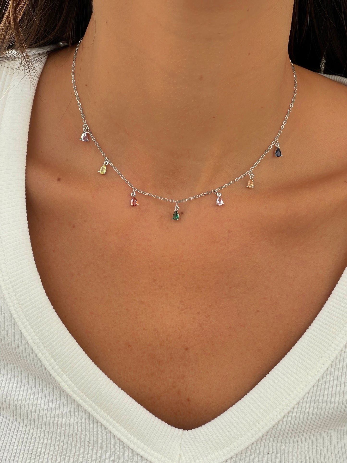 שרשרת תליוני טיפות צבעוניות