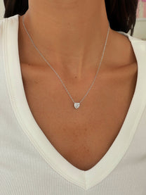 שרשרת אבן זירקון לב משובץ