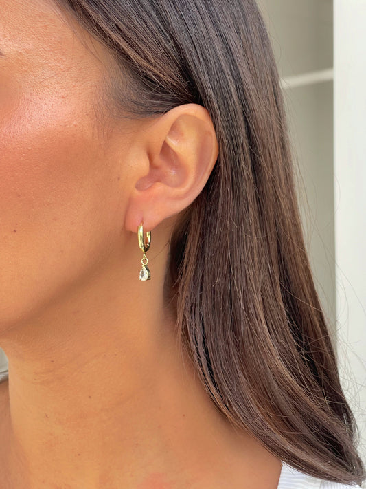 זוג עגילי חישוק טיפה עדינה