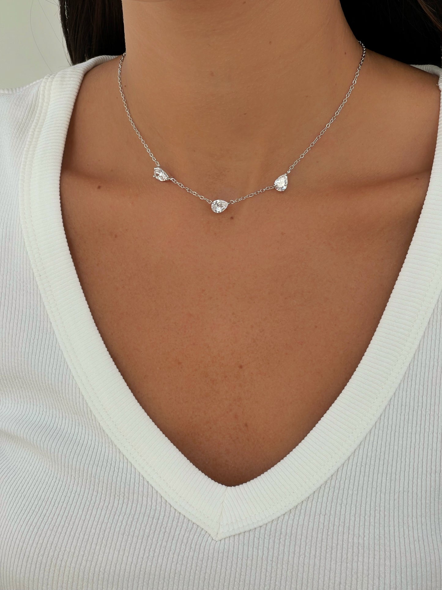 שרשרת טריפל טיפות עדינה