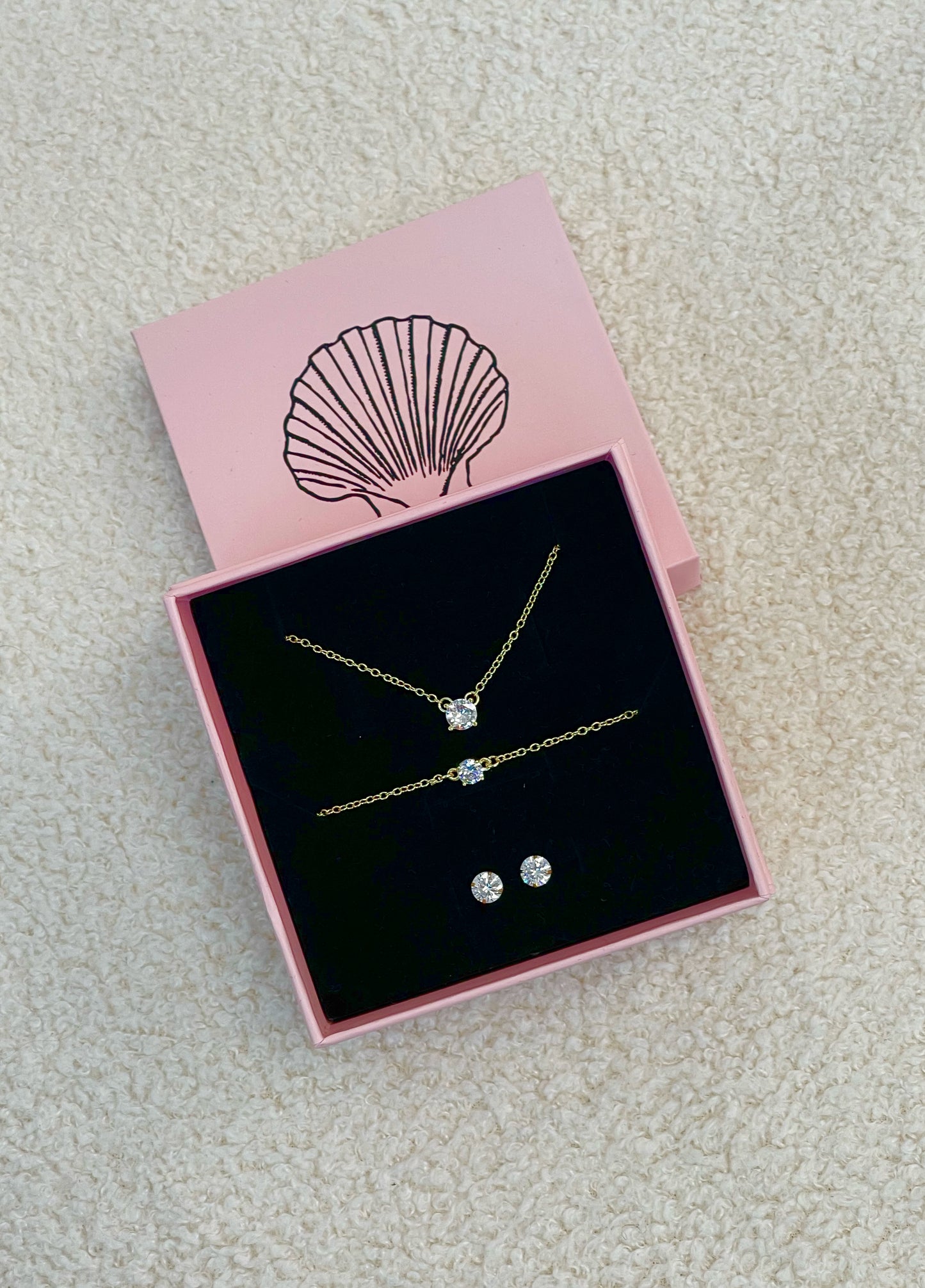 סט זירקון זהב