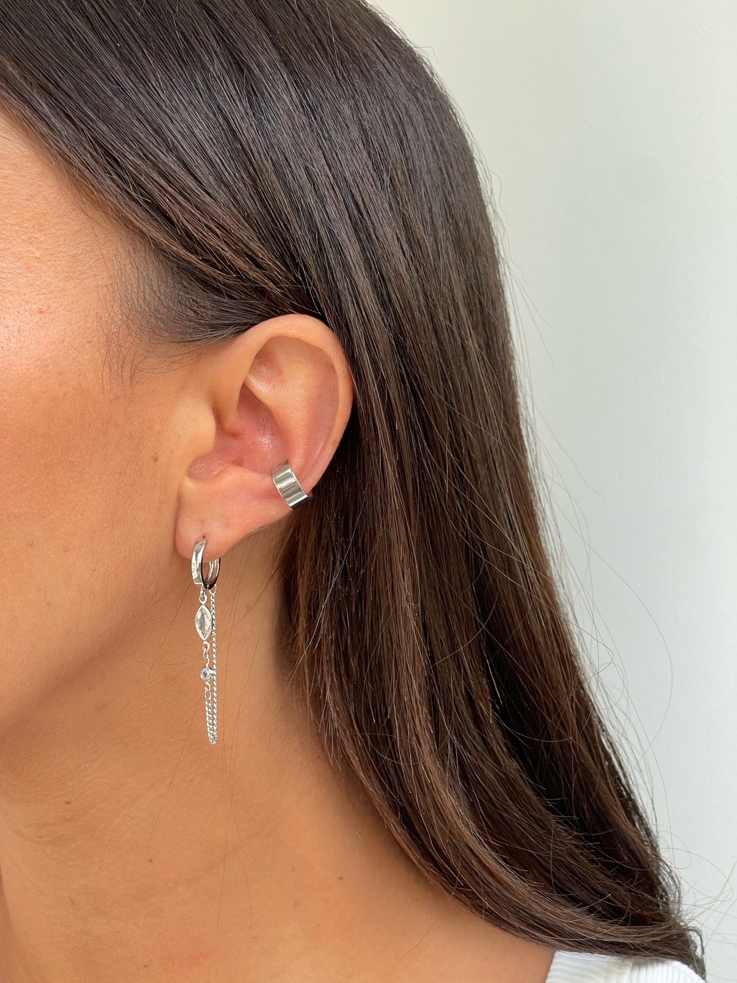 זוג עגילי חישוק מרקיז בשילוב שרשרת