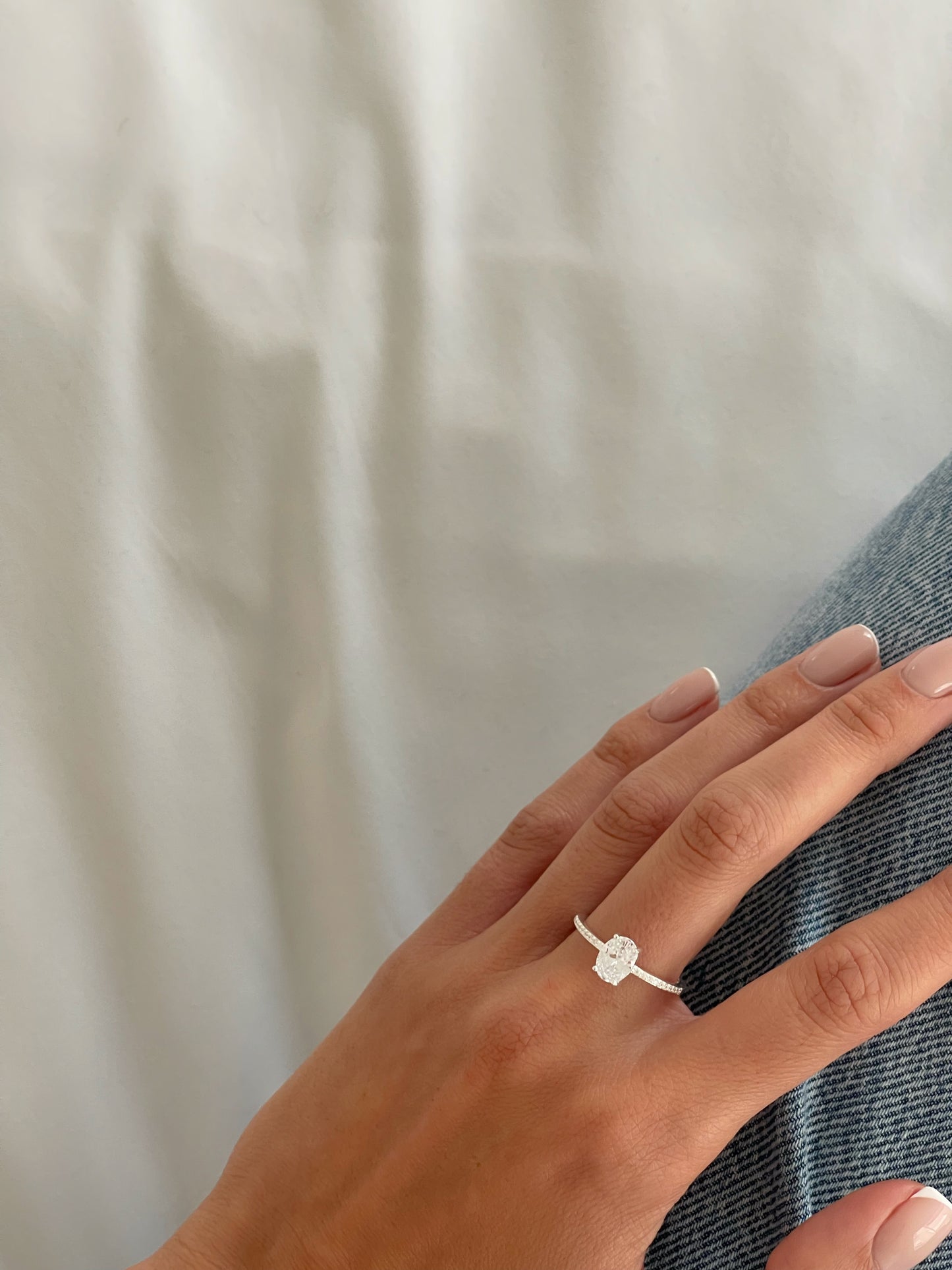 טבעת זירקון אובל מכסף אמיתי 925