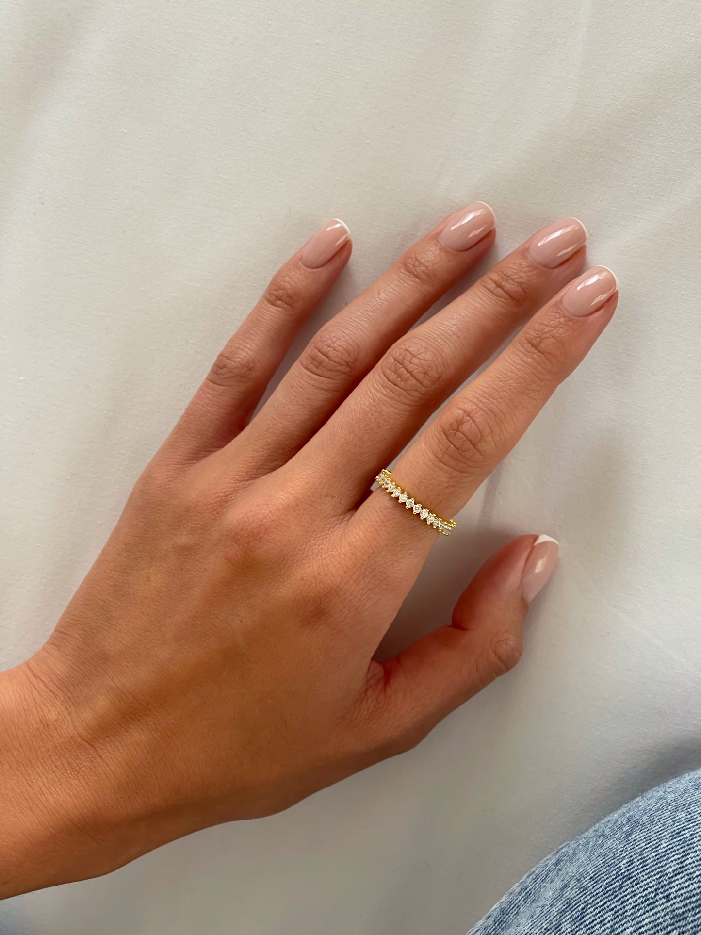 טבעת זירקונים מכסף אמיתי 925