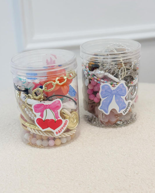 צנצנת שרשראות- 20 שרשראות ב99₪ בלבד!