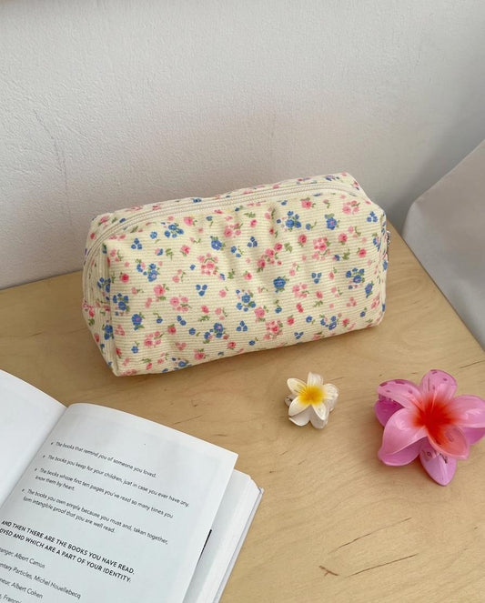 קלמר פרחים צבעוני