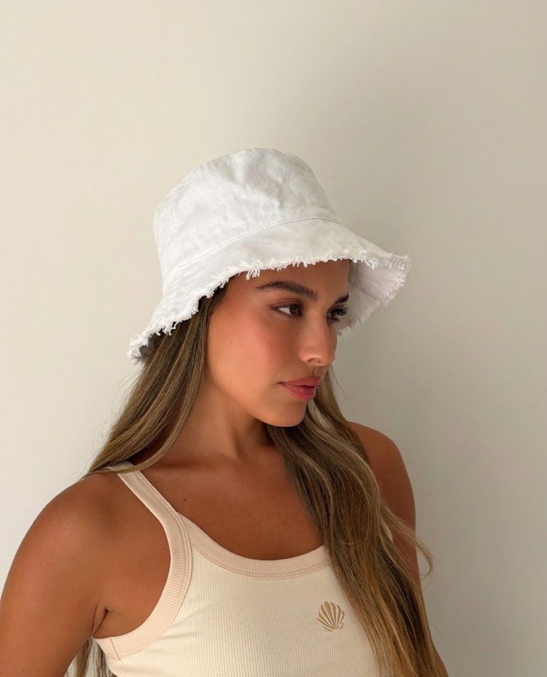 כובע-חלק-סאמר-לבן